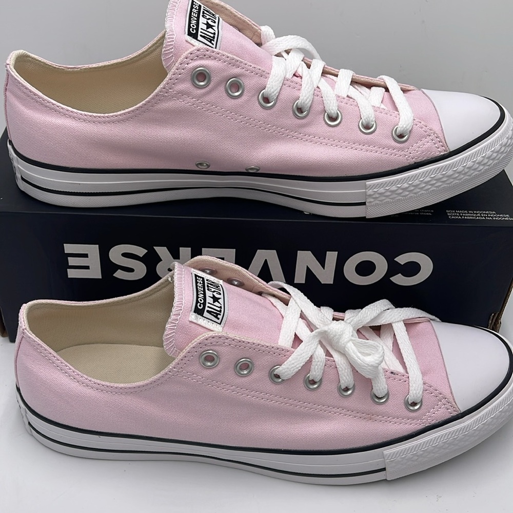 Converse Men’s A08628F
CTAS OX PINK FOAM Sneakers Chuck Taylor All Star - Picture 2 of 16